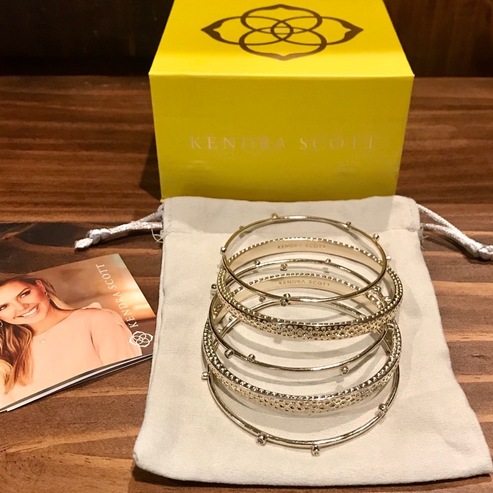 Kendra Scott ‘Tatum’ Bangle Bracelet Set in Gold
